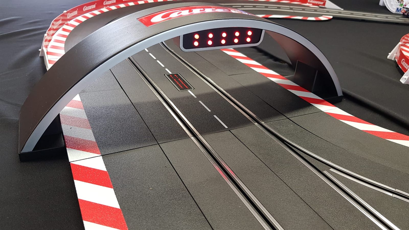 XXL Carrera Bahn – Ansicht 2