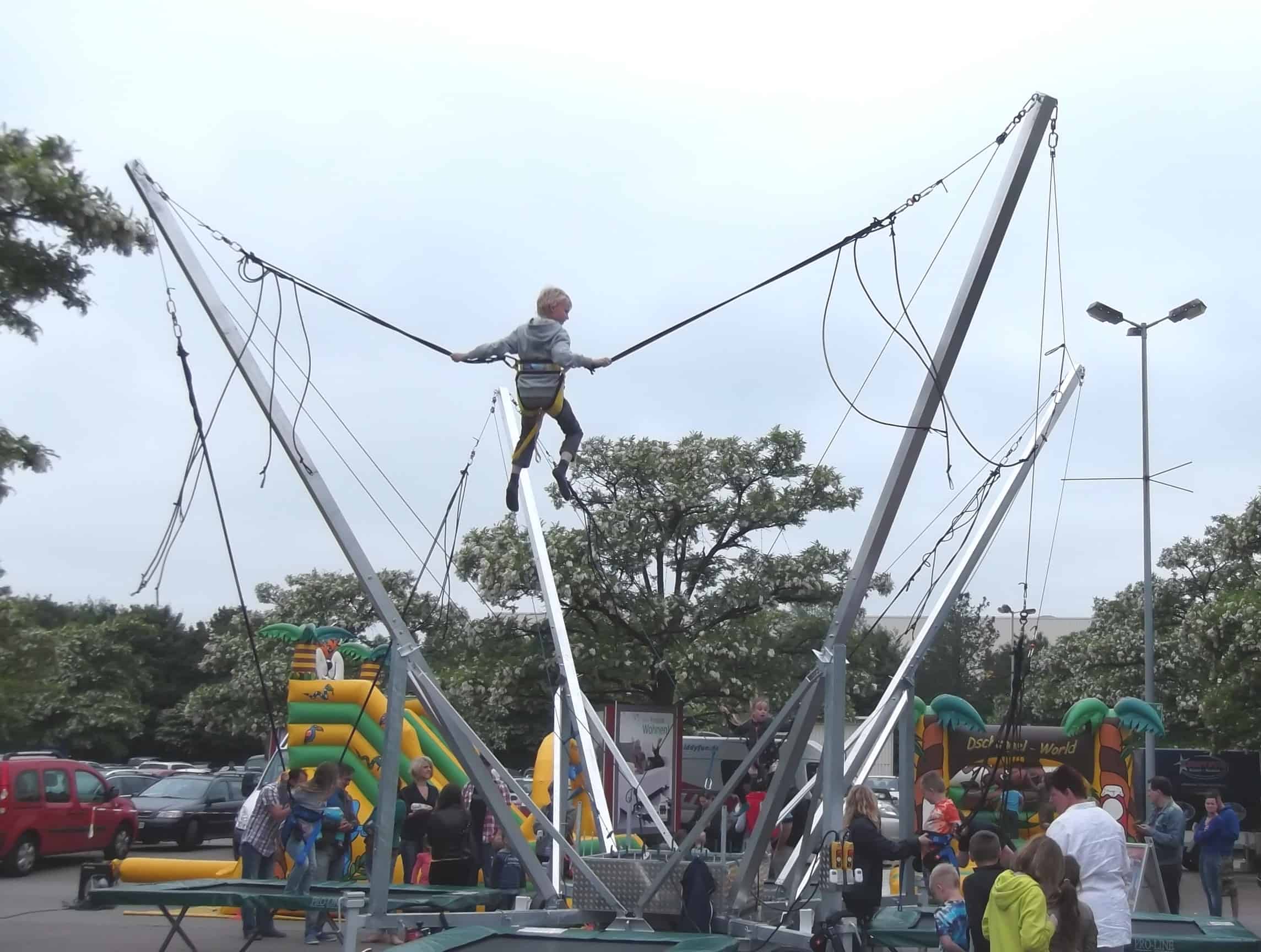 Bungee-Trampolin – Ansicht 5